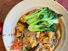-方铲铲·成都板凳面(滨江银泰店)