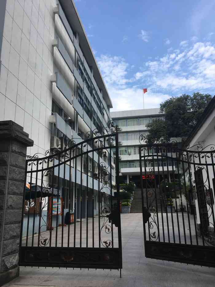 福州格致中学-"福州格致中学,也就是福州五中啦.位于法.