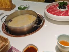 -洪氏嗨捞·猪肚鸡火锅(阳光天地店)