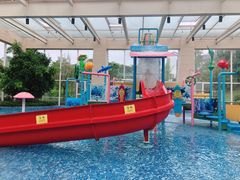 -三岔湖环球融创天堂洲际酒店水乐园
