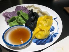 五味海鲜水饺拼盘-东莱馋房(陆家嘴店)