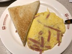 火腿炒蛋-香港新发烧腊茶餐厅(书城店)