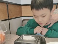 -吕氏焗小鲜•花园餐厅(八大关店)