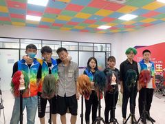 -英皇培训学校