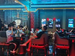 -屋有岛沉浸游戏旗舰店(中山公园店)