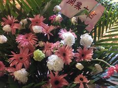 -万卉源鲜花店(百尚生活广场店)