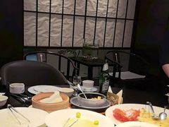 -海派悦庭·海胆烧麦·新融合菜(凯德广场店)