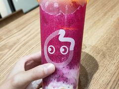 红果小姐姐-CoCo都可(合生汇店)