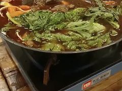 -霄汉牛三鲜湖北砂锅菜(万松园2店)