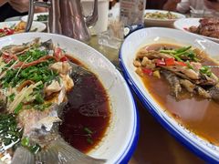 -芦茨金富饭庄·25年老字号·专做稻草鸡