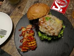 -HIGH FIVE哈福手工汉堡(桂林路店)