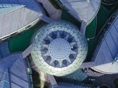 -上海滴水湖皇冠假日酒店