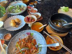 -雾山韩式烤肉·海南糟粕&椰子鸡火锅·海景餐厅(三亚绿发山海天JW万豪酒店)