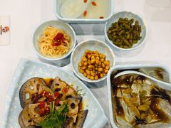 麻辣莲藕-进哥湖南津市牛肉粉店(下沙店)