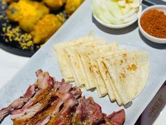 -小河公主秘制烤羊腿(小绿谷店)