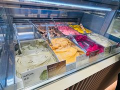 -VENCHI 闻绮(上海佛罗伦萨小镇店)