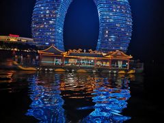 -湖州太湖旅游度假区-月亮广场