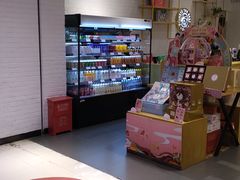 -良品铺子(五角场万达店)