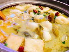 -周鱼小馆石锅酸菜鱼(活力汇店)