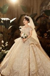 -挪娅婚纱摄影皇家会所