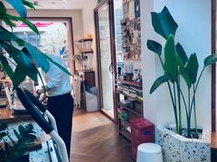 -Line 咖啡(石厦花园店)