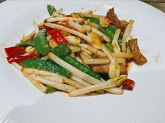 -乡村馕坑肉·烧烤·新疆菜·本地人更爱吃(阿勒泰首店)