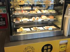 面包甜点陈列柜-麦当劳(四川北路店)