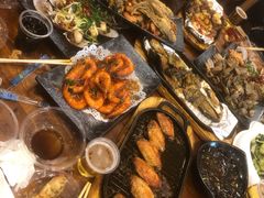 -老东镇啤酒屋海鲜加工·蒸汽海鲜·海鲜烧烤(台东店)