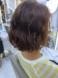 -虫二·专注健康烫染沙龙