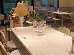 -必胜客(WOW中心城店)