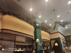 -玛格萝妮比萨屋(四平店)
