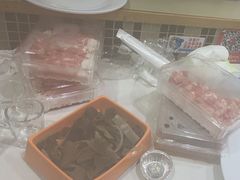 -尚品海鲜肥牛自助火锅(湖明店)