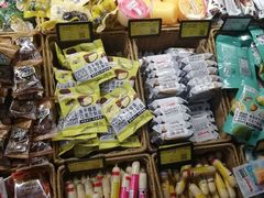 -来伊份(制造局路店)