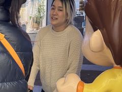 -咻啵翔翔零食基地(万达广场店)