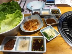 -唯成•韩国炭火烤肉 유성고기