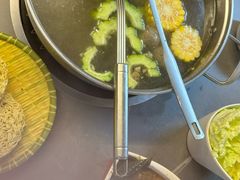 -官塘陈记鱼生·潮汕砂锅粥·牛肉火锅(潮枫路总店)