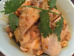 白切清远鸡-粤色·老广州茶餐厅(河南商会大厦店)