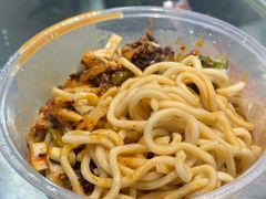 -中东大市场美食城