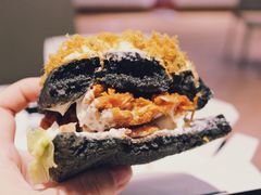 愤怒的汉堡-肯德基(盘龙奥莱店)