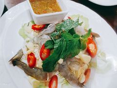 -Dang restaurant (patong phuket)