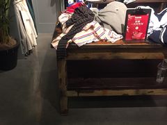 -Hollister(天环广场店)