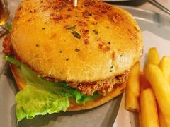 -必胜客(上海新南方商城PH店)