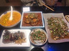 酒馆大盘兔-醉小酒馆·川菜·江湖菜·重庆菜(观音桥旗舰店)
