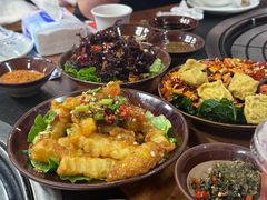 -阿山卓·野生菌火锅·纳西火塘烤肉