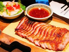 烧猪颈肉-大头虾越式风味餐厅(光明广场店)