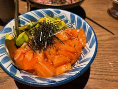 三文鱼牛油果波奇饭-筱田の食堂·izakaya(淮海中路店)