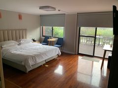 -上海怡沁园度假酒店