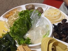 -鸡遇虾煲干锅火锅(小寨金莎店)