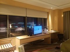 -苏州汇融广场假日酒店