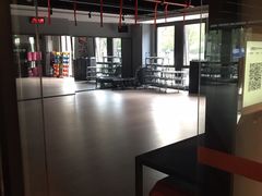 -乐刻运动(爱奇艺创新大厦店)